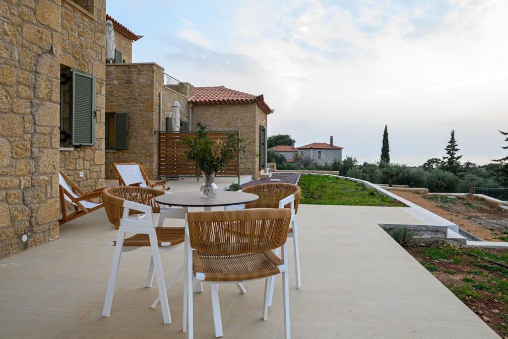 Ipsό Kardamyli Apartment Exterior photo
